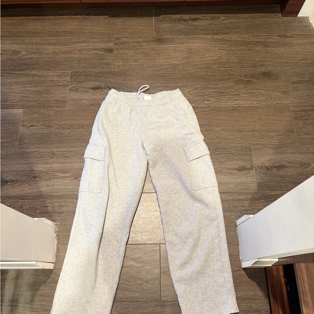 Aritzia Light Gray Sweatfleece Pants